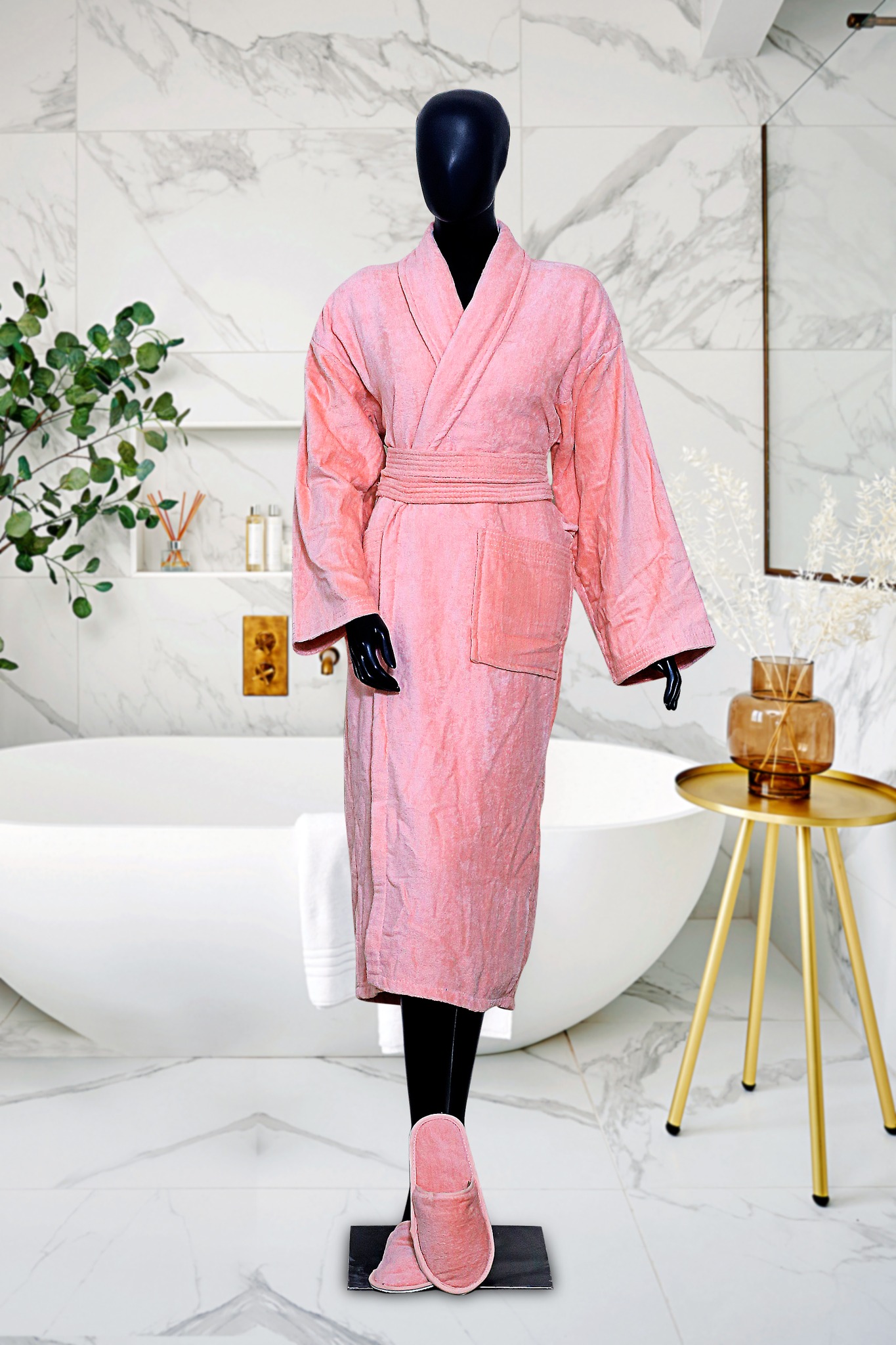 /storage/photos/1/Products/bathrobe/pink bathrobe.jpg